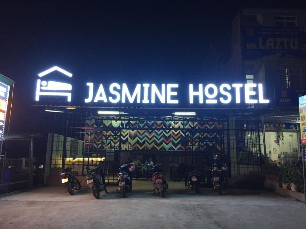 Jasmine Hostel And Motorbike Tours Ха Жианг Екстериор снимка
